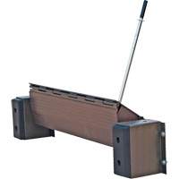 Niveleur de quai m&eacute;canique Edge-O-Dock, 99" la, 72" Largeur de la plateforme, 29" Port&eacute;e MAS Chibougamau