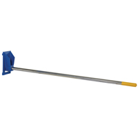 Fl&egrave;che de chariot &eacute;l&eacute;vateur pour tapis, 108-1/2" longueur, Install&eacute; sur tablier, Capacit&eacute; de 2500 lb MAS Chibougamau