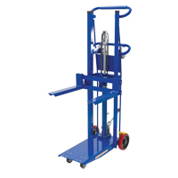 Empileur &agrave; plateforme, M&eacute;canisme Pompe au pied, Capacit&eacute; de 750 lb, Levage max de 52" MAS Chibougamau