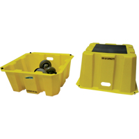 Nestable Industrial Step Stools, 25" x 25" x 10-1/2" High MAS Chibougamau