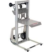 Appareil de levage portatif en aluminium, M&eacute;canisme Pompe au pied, Capacit&eacute; de 200 lb, Levage max de 61" MAS Chibougamau
