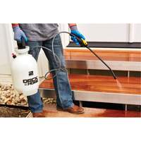 Vaporisateur universel Deck & Home, 2 gal. (9 L), Poly&eacute;thyl&egrave;ne, Lance de 15" MAS Chibougamau