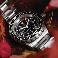 Grey Maple Large Diver's Automatic Watch with Stainless Steel Bracelet, Digital, Battery Operated, 41 mm, Silver MAS Chibougamau