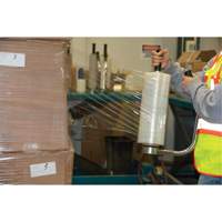 Stretch Wrap, Cast, 50 Gauge (13 micrometers), 14" x 1500' MAS Chibougamau