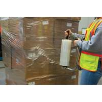 Stretch Wrap, Cast, 50 Gauge (13 micrometers), 14" x 1500' MAS Chibougamau