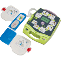 AED Plus&reg; Defibrillator , Semi-Automatic, English, Class 4 MAS Chibougamau