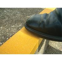 Safestep&reg; Anti-Slip Step Edge, 2.75" W x 59" L, Yellow MAS Chibougamau