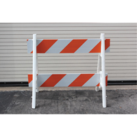 Barricades, En A, 28,6" lo x 40" h, Orange/Blanc MAS Chibougamau