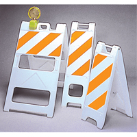 Barricades, Repliable, 13" lo x 36" h, Orange/Blanc MAS Chibougamau