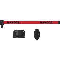 Syst&egrave;me de montage mural pour barri&egrave;re PLUS, Plastique, Fixation par vis, 15', Ruban Rouge MAS Chibougamau