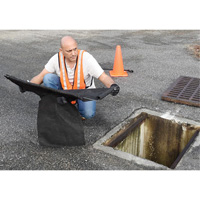 Bac de r&eacute;tention carr&eacute; Ultra-Drain Guard avec orifice de trop-plein, Huile & s&eacute;diments, 16" - 28" lo x 20" - 36" la MAS Chibougamau