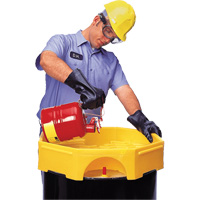 Bung Access Ultra-Drum Funnel&reg; with Spout MAS Chibougamau