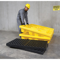 Ultra-Spill Pallet emboitable, 4 barils, Capacit&eacute; de d&eacute;versement 66 gal. US, 51" x 51" x 10" MAS Chibougamau