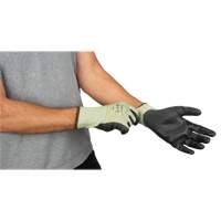 Gants &eacute;lastiques &eacute;cologiques sans coutures r&eacute;sistants &agrave; la coupe, Taille 10, Calibre 13, Rev&ecirc;tement Polyur&eacute;thane, Enveloppe en PEHP/rPET, ASTM ANSI niveau A4 MAS Chibougamau