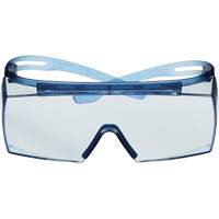 Lunettes de s&eacute;curit&eacute; s&eacute;rie 3700 SecureFit, Lentille Bleu, Antibu&eacute;e, ANSI Z87+/R&eacute;pond ou surpasse la norme CSA Z94.3 MAS Chibougamau