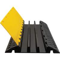 Protecteur de c&acirc;bles en polyur&eacute;thane, 3 canaux, 35,43" lo x 19,69" la x 3" h MAS Chibougamau