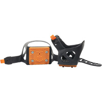 Targeted Ice Traction Cleats MAS Chibougamau