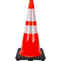 C&ocirc;ne de signalisation de premi&egrave;re qualit&eacute;, 28", Orange, Bande(s) r&eacute;fl&eacute;chissante(s) 4" & 6" MAS Chibougamau