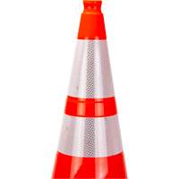 C&ocirc;ne de signalisation de premi&egrave;re qualit&eacute;, 28", Orange, Bande(s) r&eacute;fl&eacute;chissante(s) 4" & 6" MAS Chibougamau