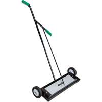 Balayeuse magn&eacute;tique &agrave; pousser, 24" la MAS Chibougamau
