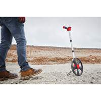 Roue &agrave; mesurer num&eacute;rique, 12"/30 cm, Gamme de 10 000' MAS Chibougamau
