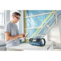 Compact Jobsite Radio with Bluetooth&reg; 5.0, Lithium-Ion, 18 V MAS Chibougamau