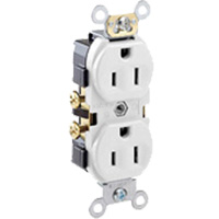 Side-Wired Straight Blade Receptacle MAS Chibougamau