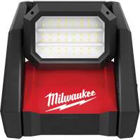 Projecteur d'illumination &agrave; alimentation double M18 Rover, DEL, 2000/4000/1200 lumens, Boîtier en Plastique MAS Chibougamau