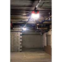 Lampe de chantier compacte M18 RADIUS avec ONE-KEY, DEL, 4400 lumens MAS Chibougamau